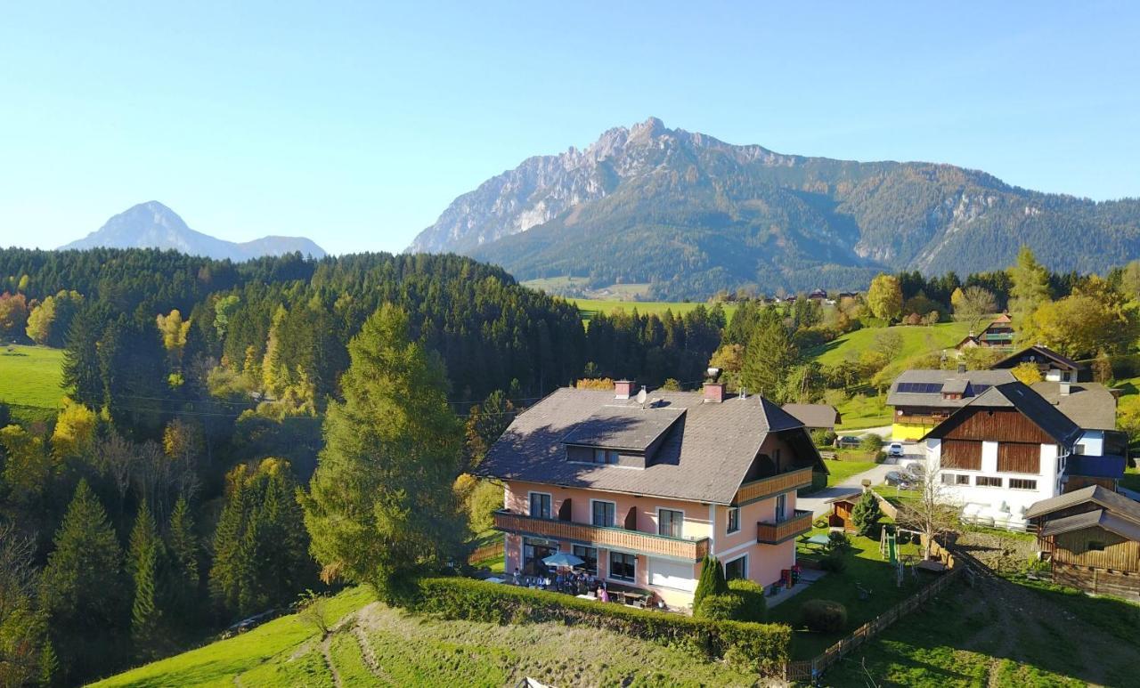 Hotel Tieschnhof Grobming Exterior foto